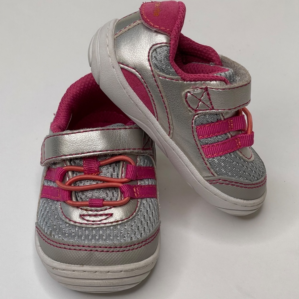 Stride Rite SR Solana Toddler Girls Silver Metalic Pink Walking Shoes Sz. 3 USED